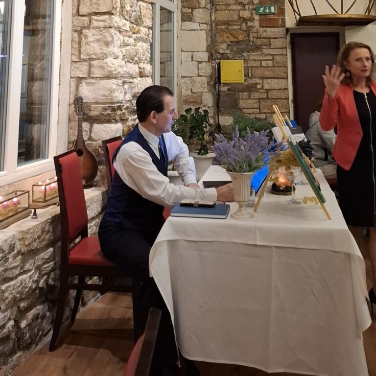 vesna-zvegla-knjige-piran