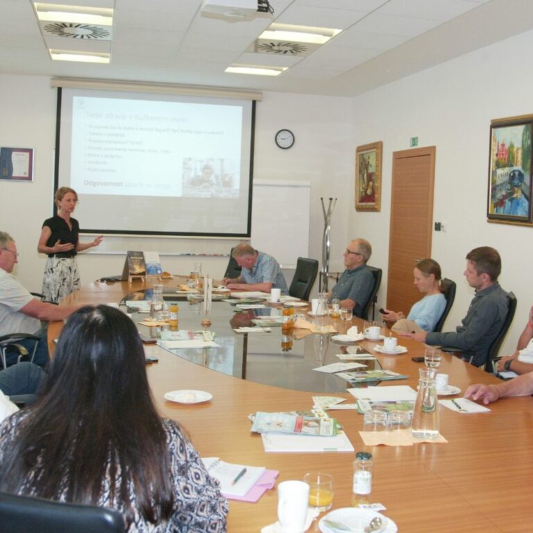 vesna-zvegla-predavanje-na-OOZ (2)